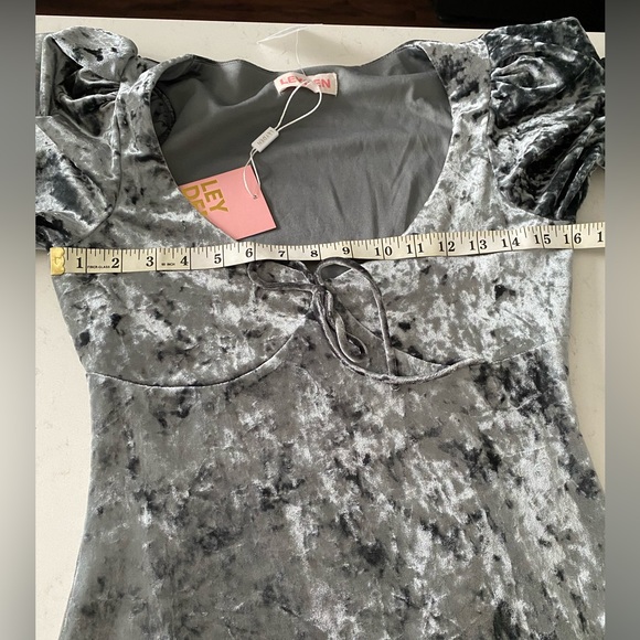 LEYDEN Crushed Velvet Mini Dress. Size Small - Picture 11 of 16